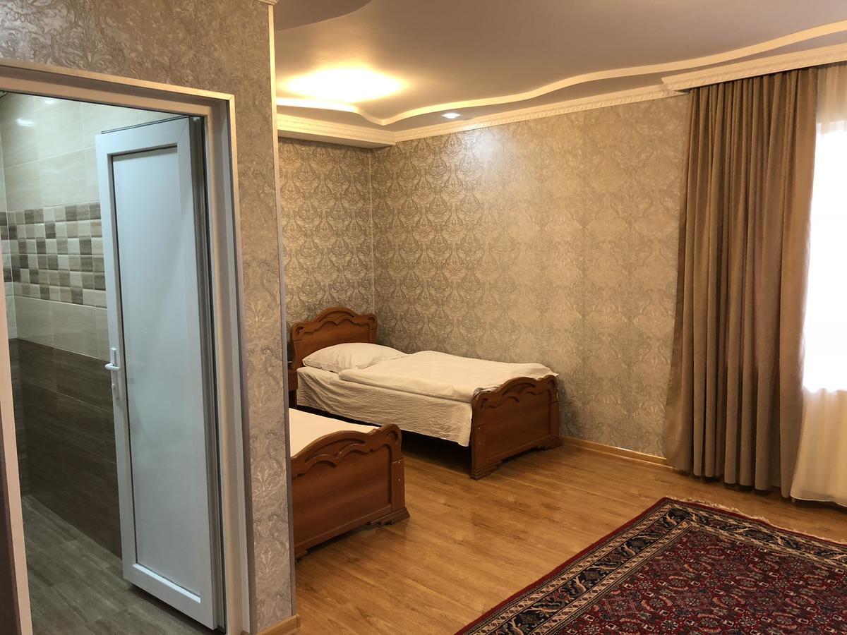 Guest House Tasunia Kutaiszi Kültér fotó