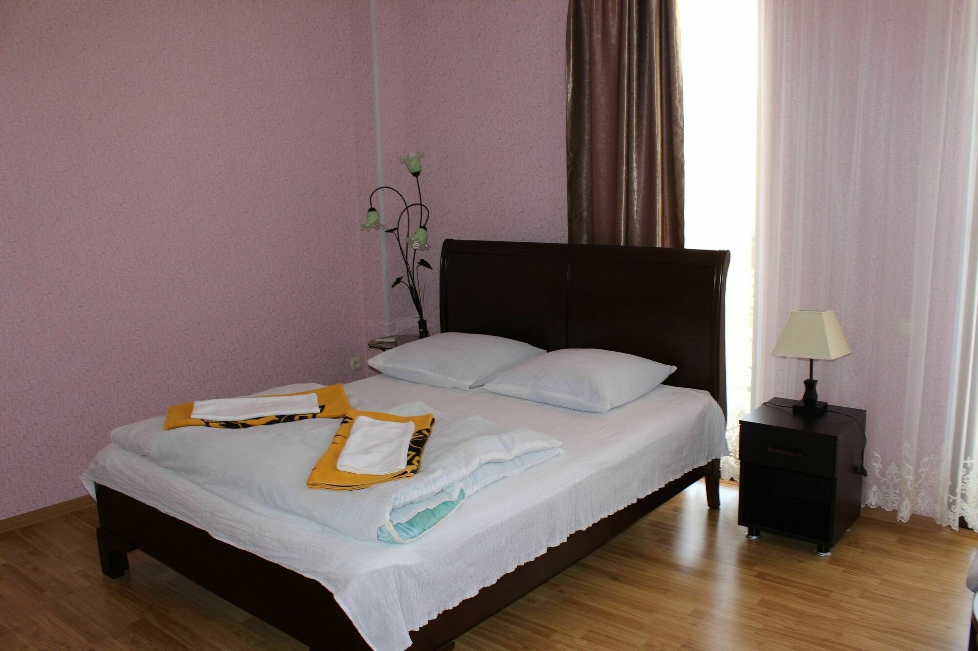 Guest House Tasunia Kutaiszi Kültér fotó